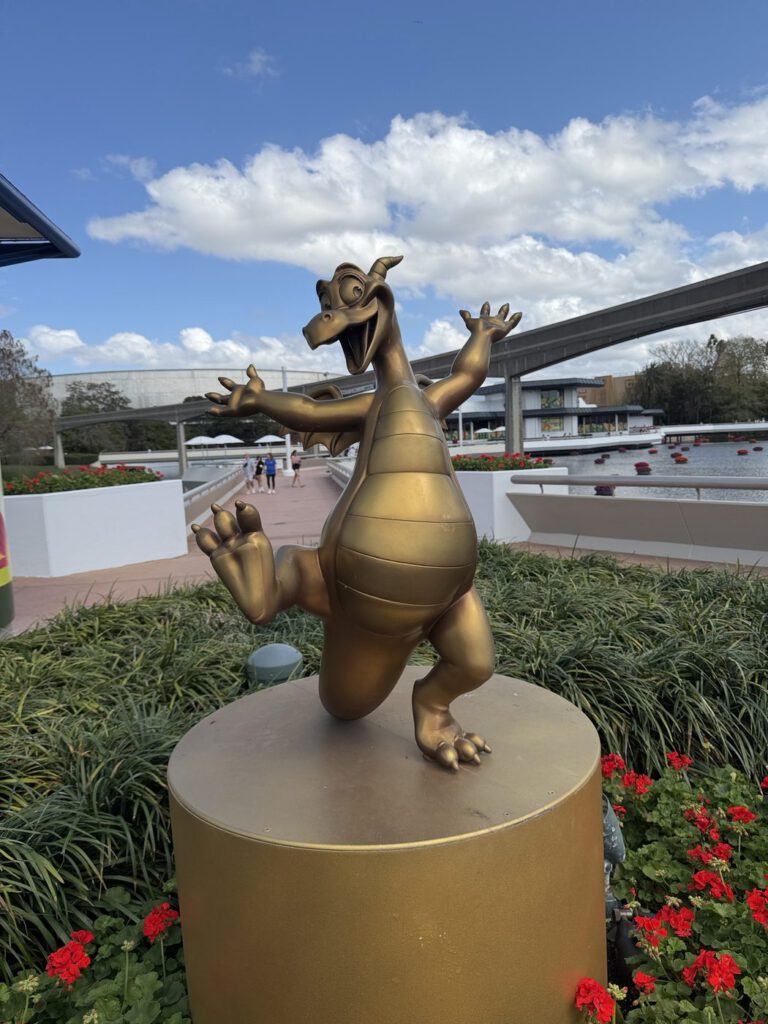 Goldene Figment-Statue im EPCOT